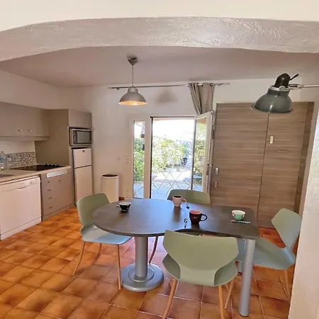 Les Hauts Du Semaphore * سانت ماكسيم